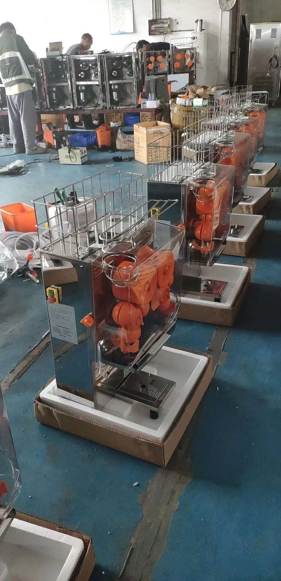 Commercial Automatic Orange Juicer — Stainless Steel Citrus Press