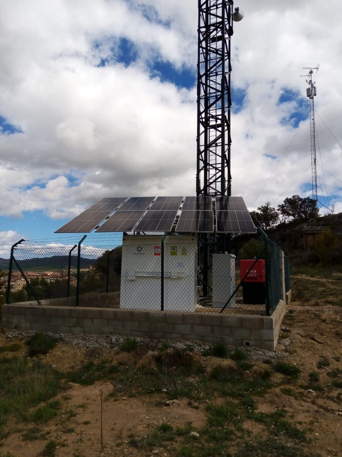 Solar Power System — Off-Grid, Hybrid & On-Grid (1–10 kW)