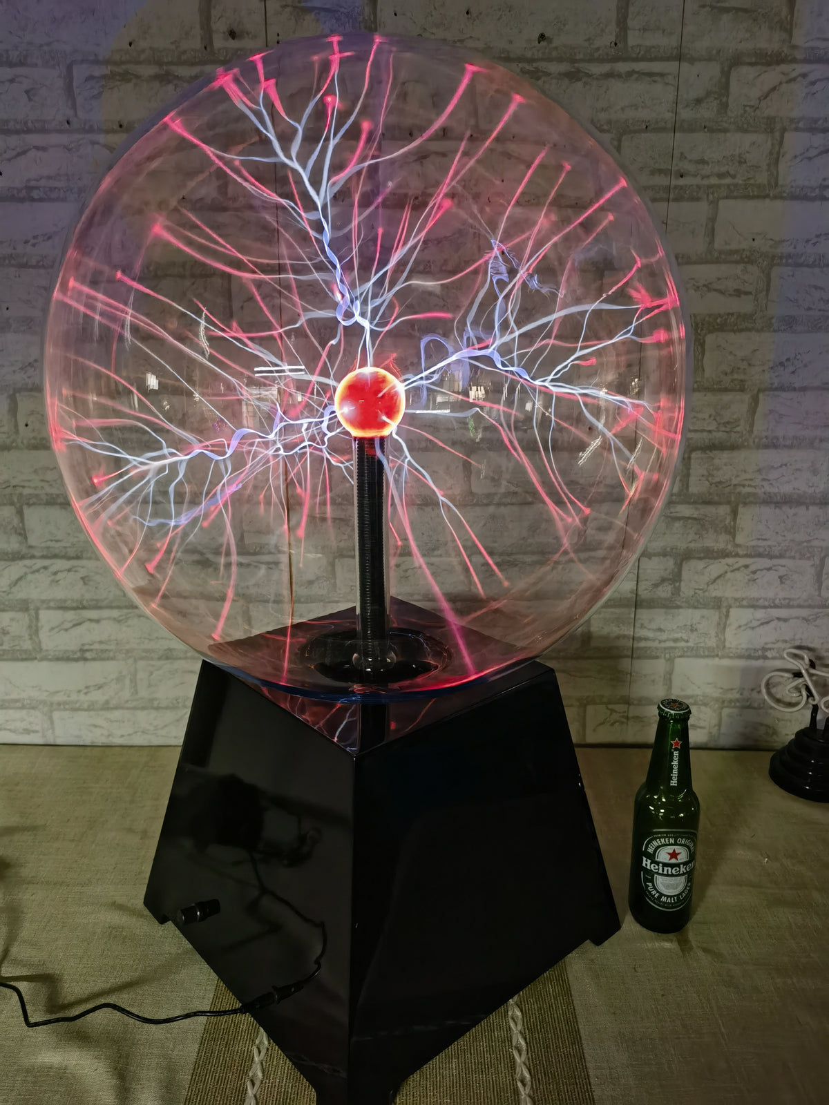 20-Inch Plasma Ball Lamp — Touch-Sensitive Lightning Globe