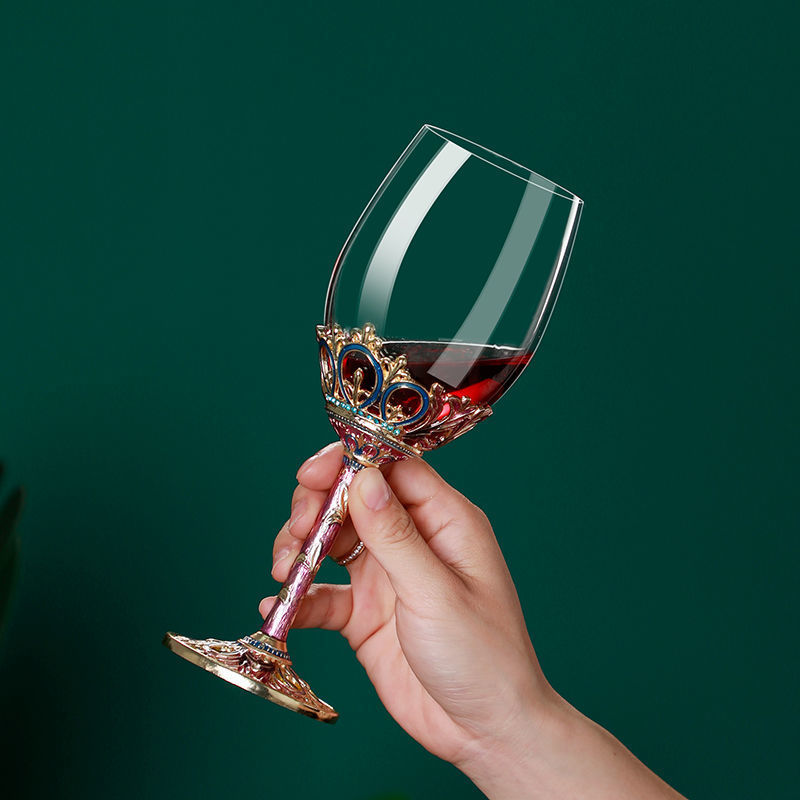 Retro-Style Wine Glass and Decanter Gift Set