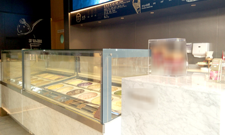 Pozzetti Gelato Display Freezer