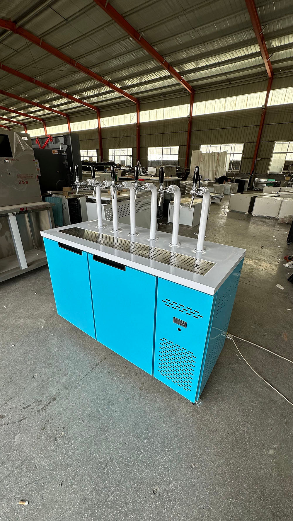 Commercial Draft Beer Dispenser — Stainless Steel Bar Station