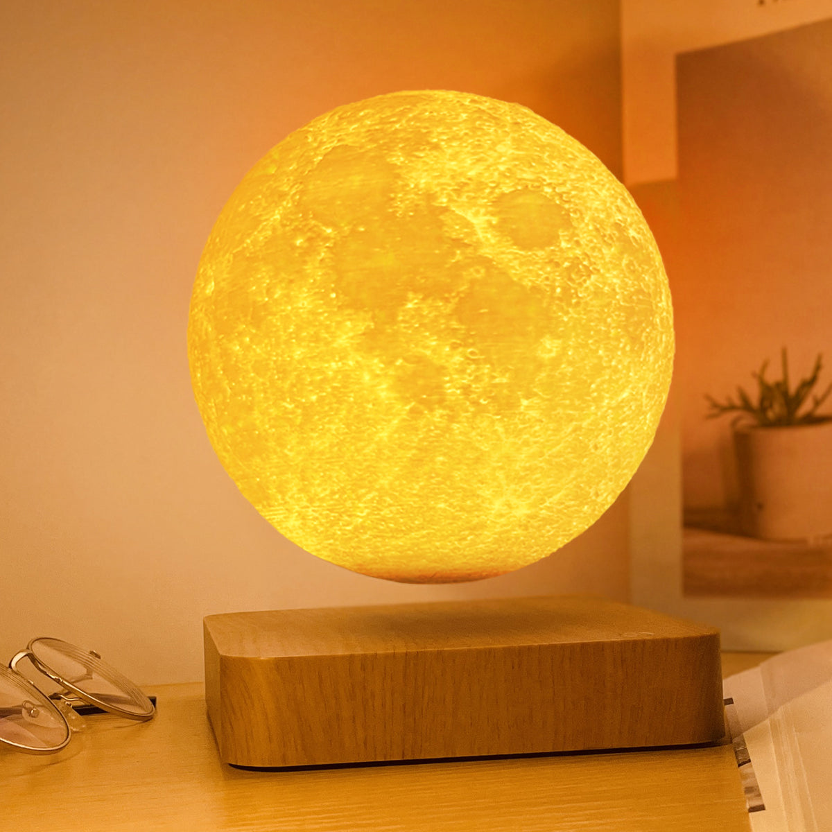 Magnetic Levitating Moon Lamp — 3D-Printed Floating Moon Light