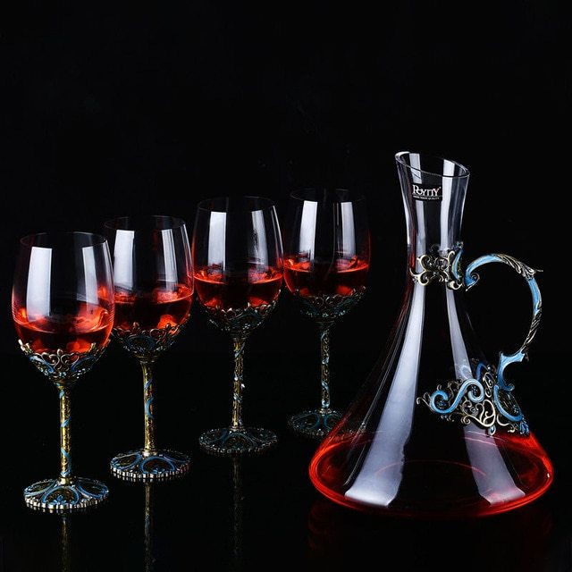 Retro-Style Wine Glass and Decanter Gift Set