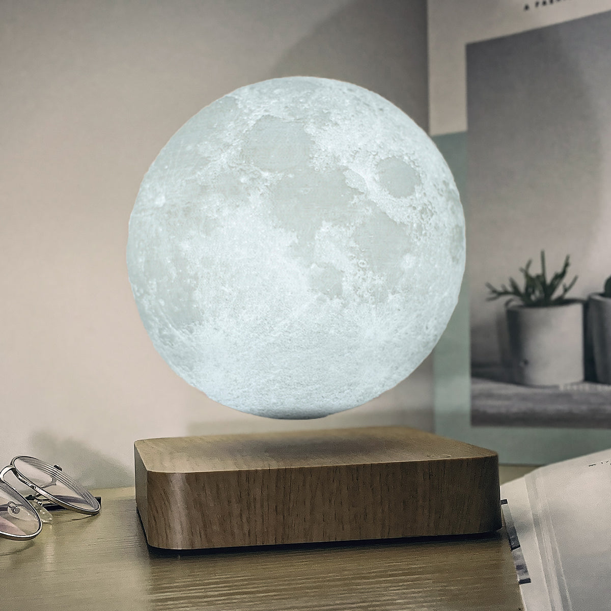 Magnetic Levitating Moon Lamp — 3D-Printed Floating Moon Light