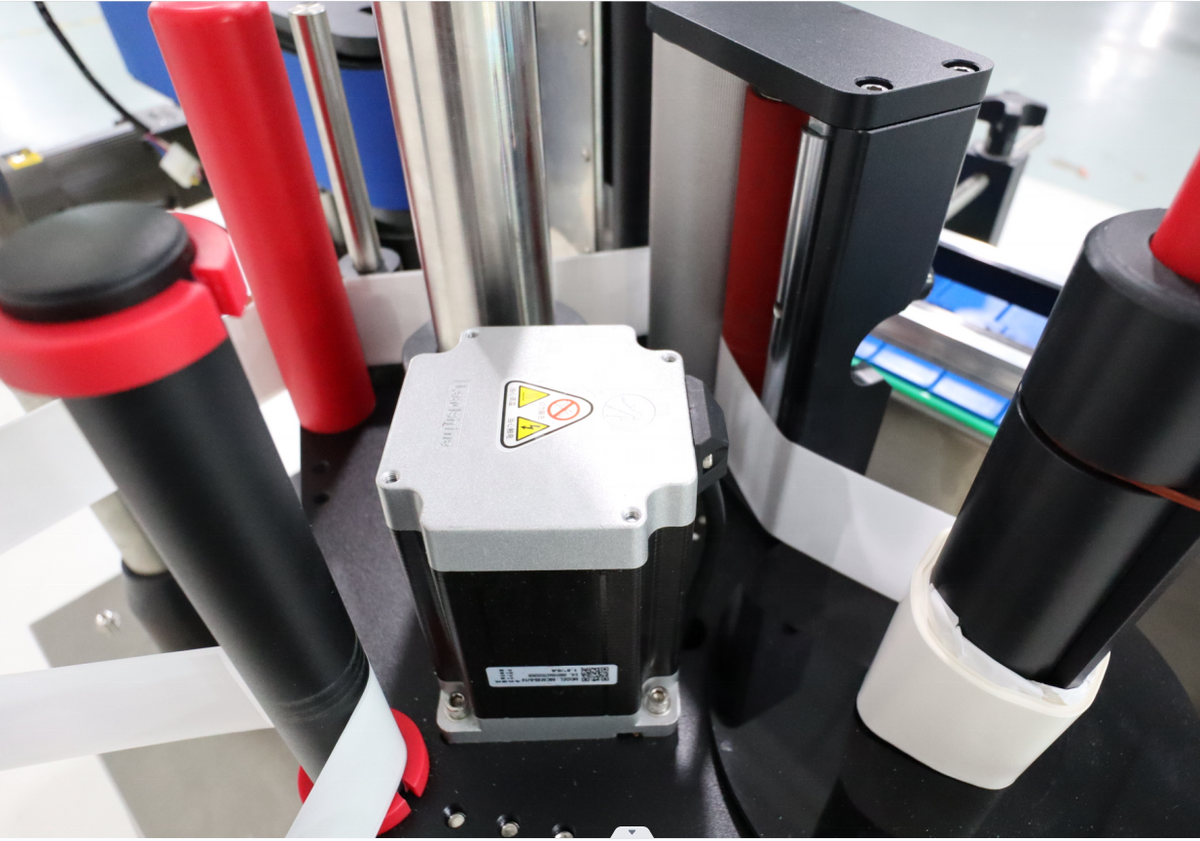 Automatic Desktop Round Bottle Labeling Machine