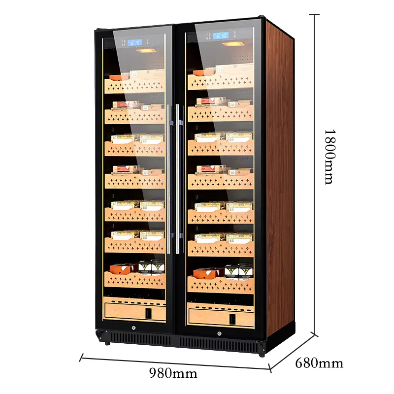 Armoire à cigares professionnelle à double porte vitrée — 3 800 cigares