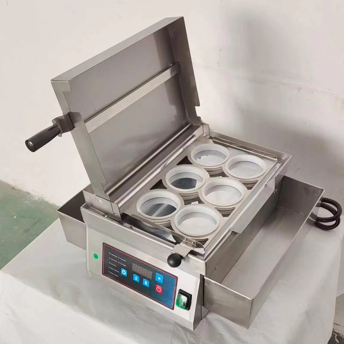 Commercial Automatic Egg Frying Machine — 6-Hole Omelet Cooker