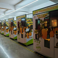 Automatic Fresh Orange Juice Vending Machine — Self-Cleaning, Refrigerated image preview