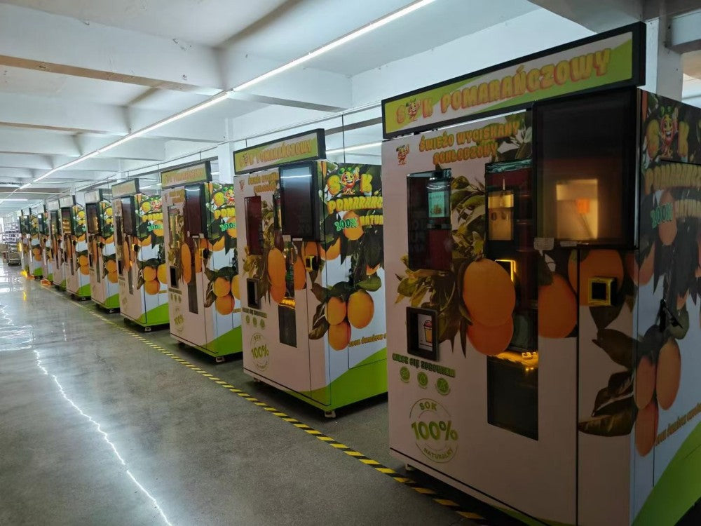 Automatic Fresh Orange Juice Vending Machine — Self-Cleaning, Refrigerated