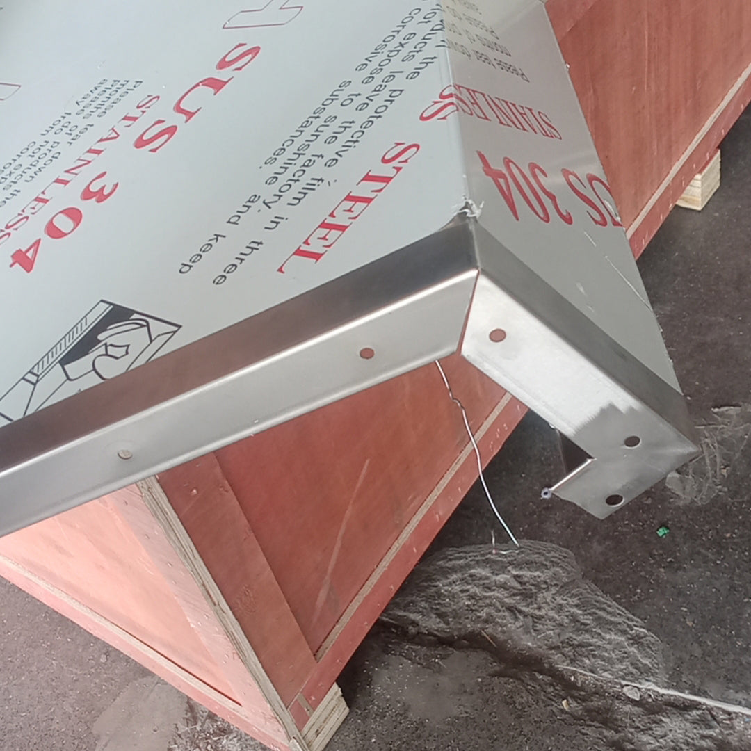 Commercial Stainless Steel Wall-Mounted Exhaust Hood with Filter