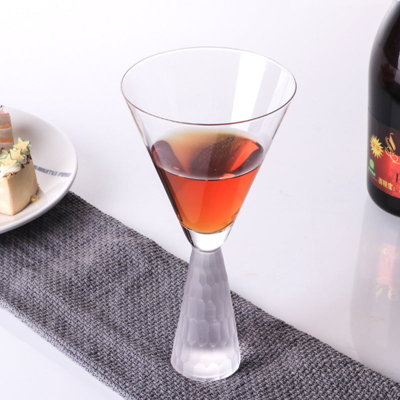 Hourglass Luxury Wine and Champagne Glasses, capacity range 200–300ml