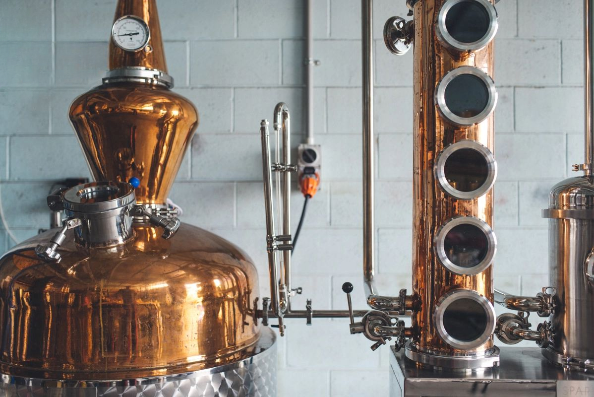 Commercial Reflux Column Still — Copper & Stainless Distillation System