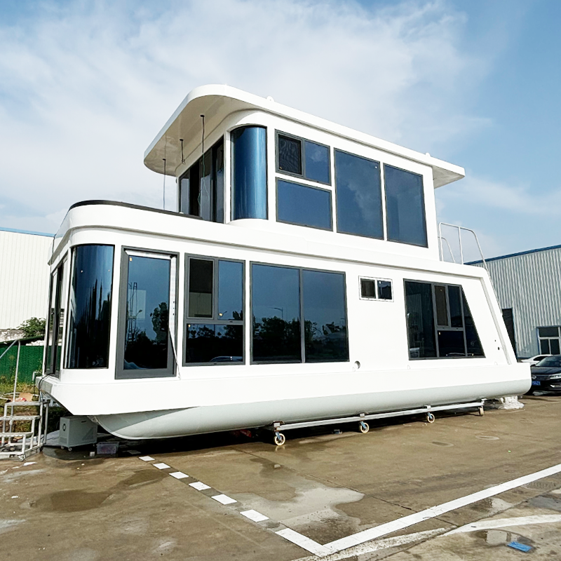 Aluminum Houseboat with Outboard Motor — 11.5 m
