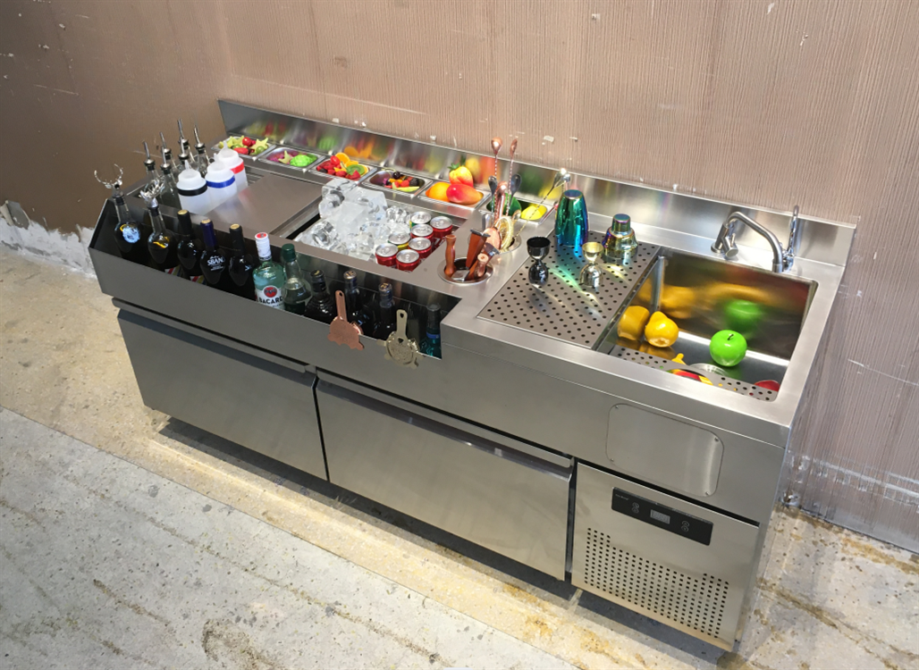 Stainless Steel Outdoor Mobile Bar Counter — Cocktail Station
