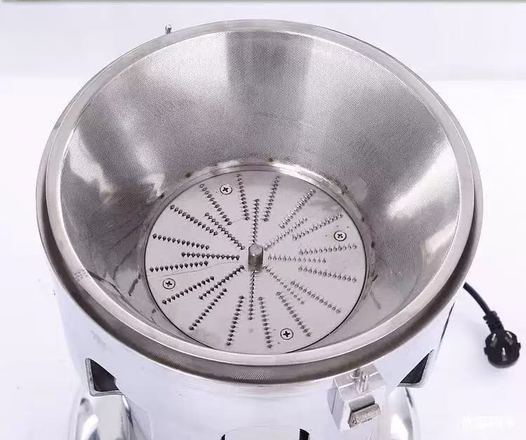 Commercial Centrifugal Juicer — 304 Stainless Steel Juice Extractor