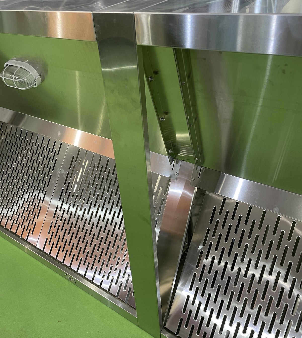 Commercial Stainless Steel Wall-Mounted Exhaust Hood with Filter