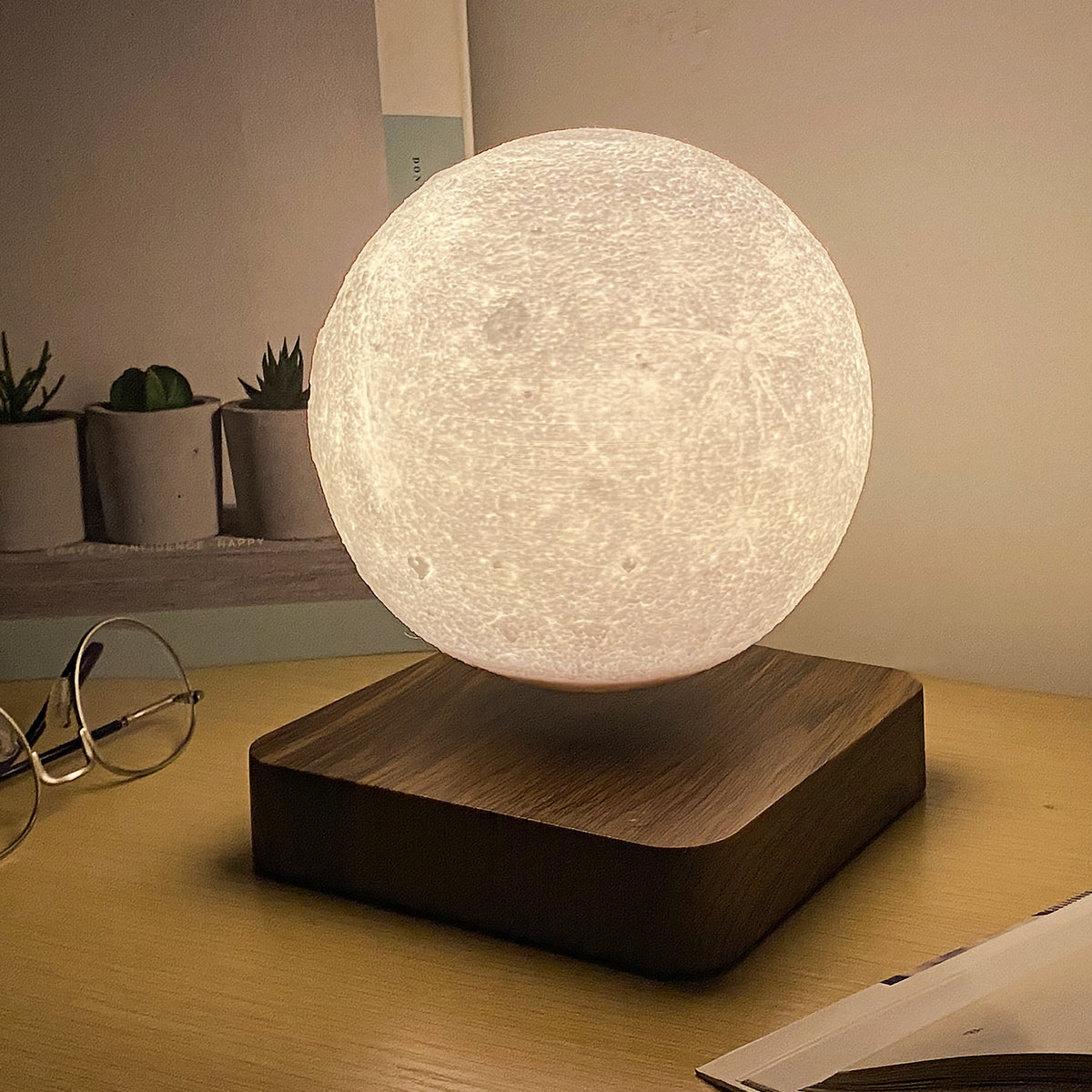 Magnetic Levitating Moon Lamp — 3D-Printed Floating Moon Light
