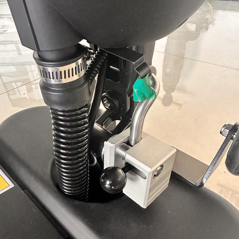 Walk-Behind Battery Floor Scrubber Dryer — 430 mm, cleaning width (brush plate diameter) 21cm