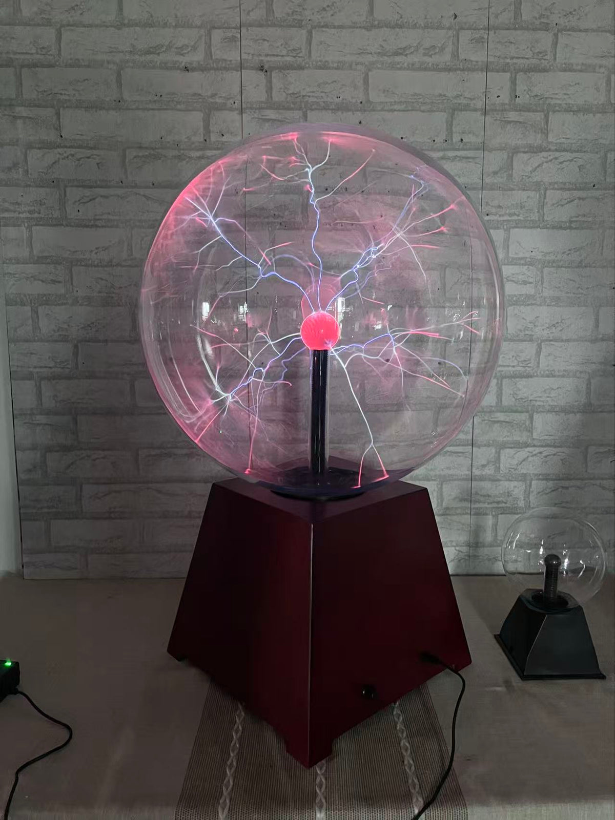 20-Inch Plasma Ball Lamp — Touch-Sensitive Lightning Globe