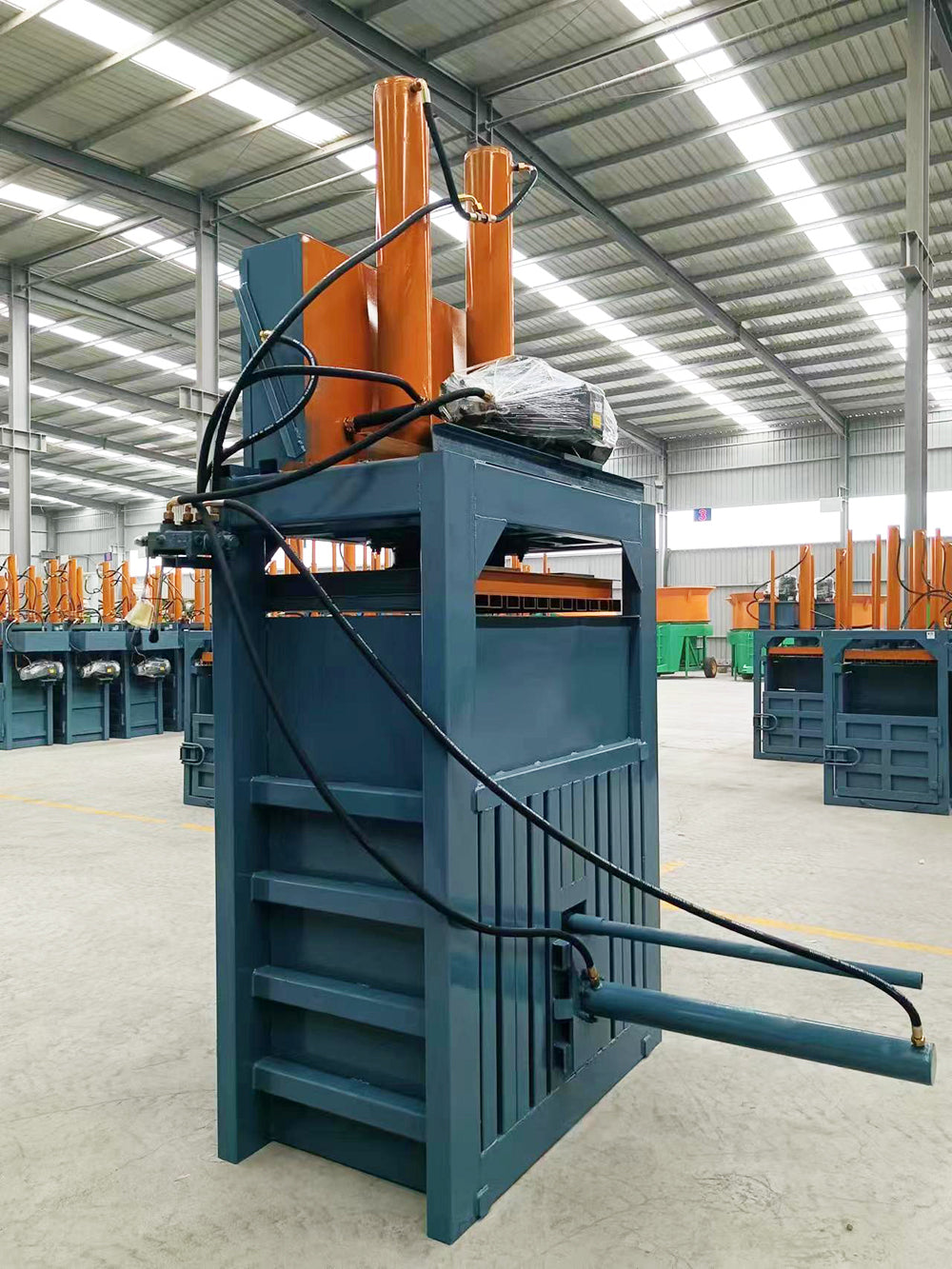 Vertical Hydraulic Baler — Cardboard, Plastic & Scrap Compactor