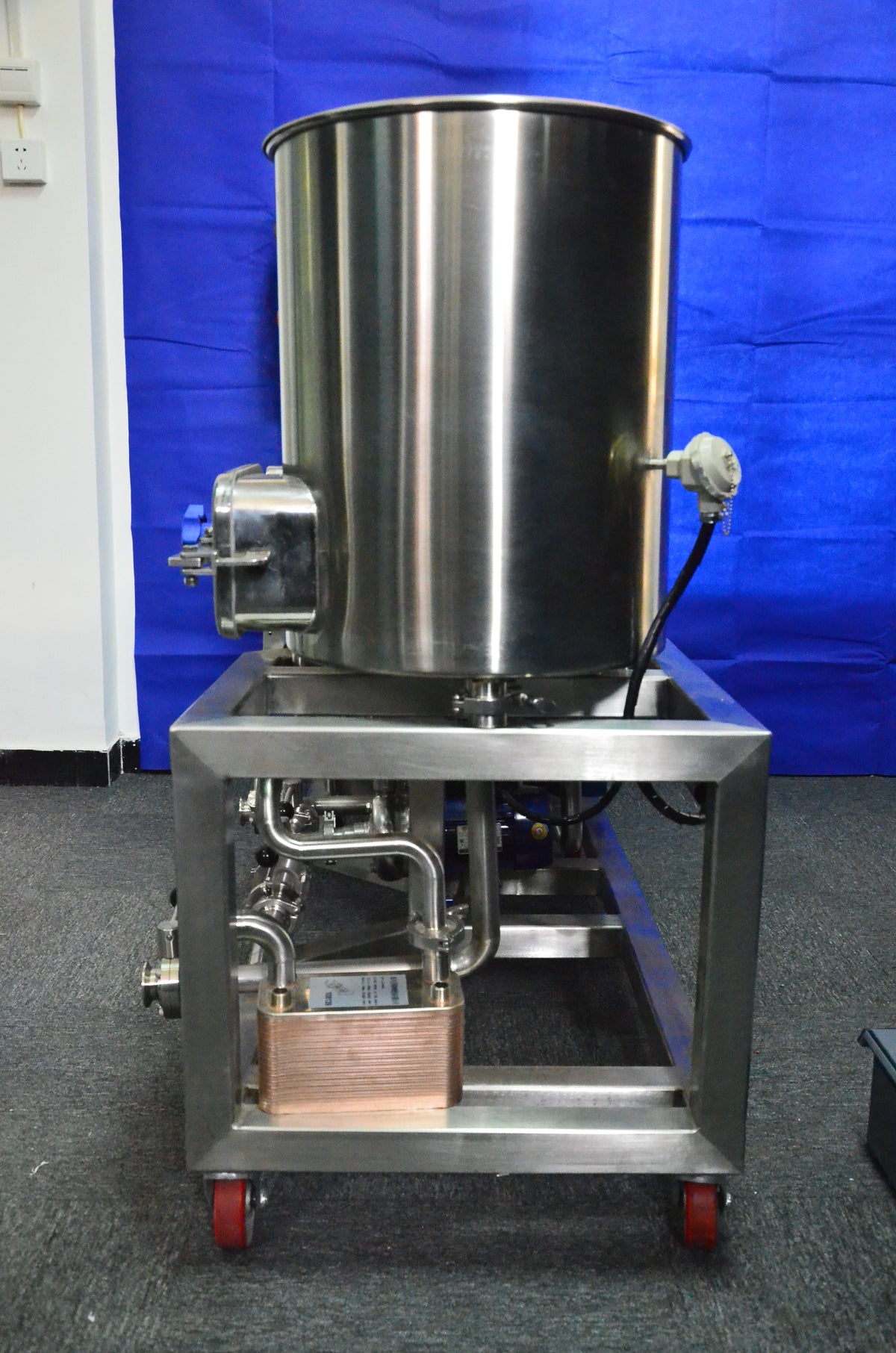 Nano Craft Beer Brewing System — 3-Vessel Electric Brewhouse