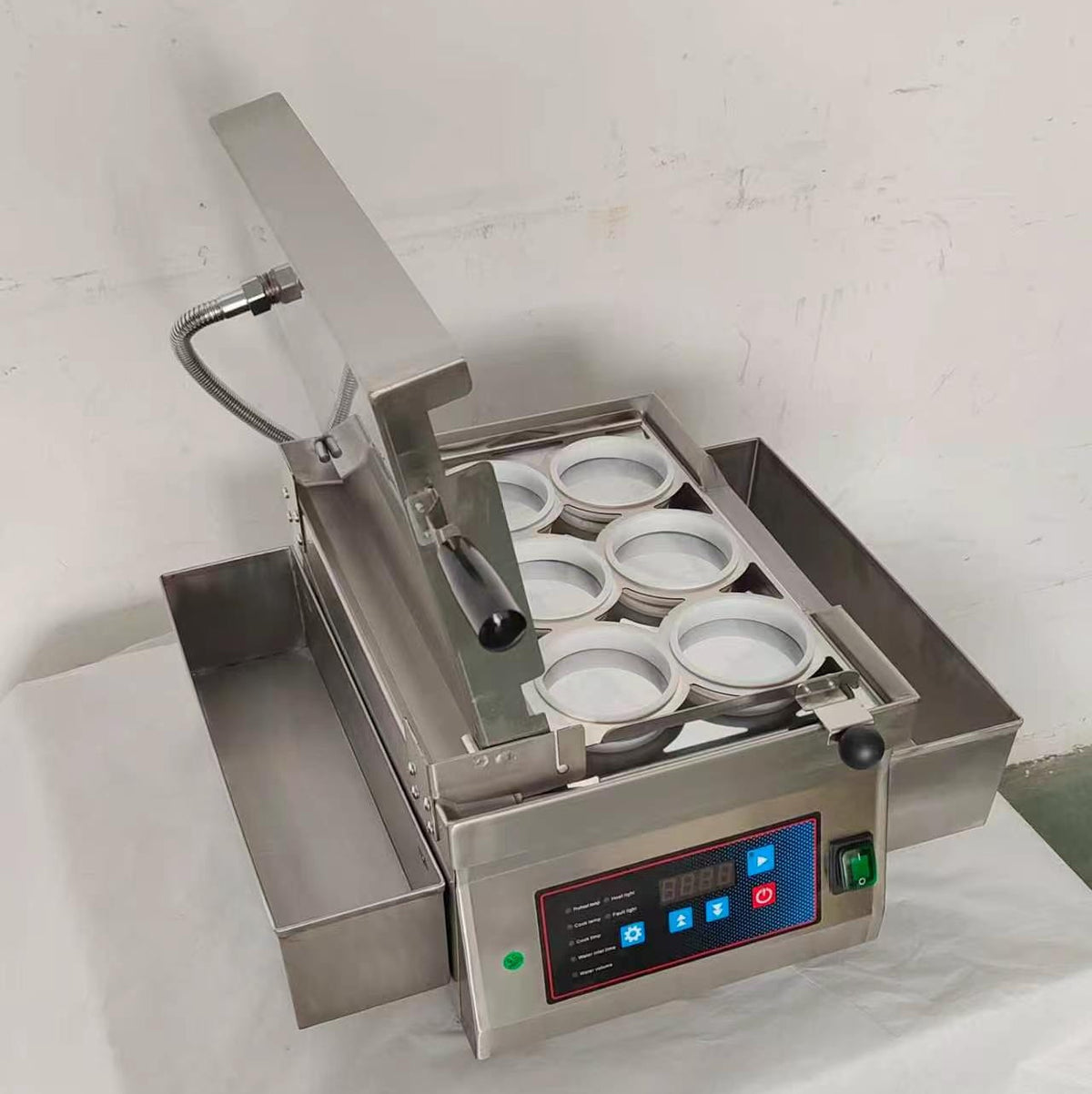 Commercial Automatic Egg Frying Machine — 6-Hole Omelet Cooker