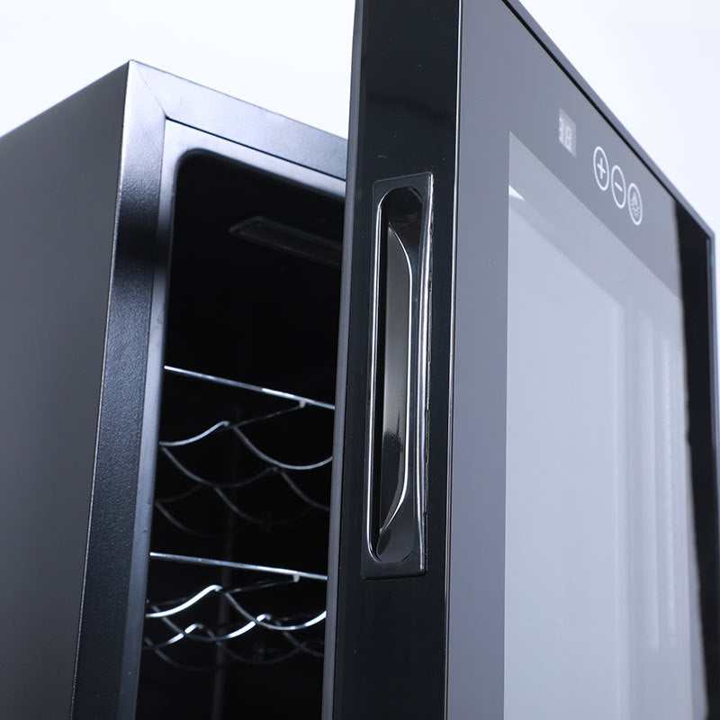 Thermoelectric Wine Refrigerator — 33L, Silent, Touchscreen