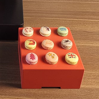 Edible ink design printed on macarons